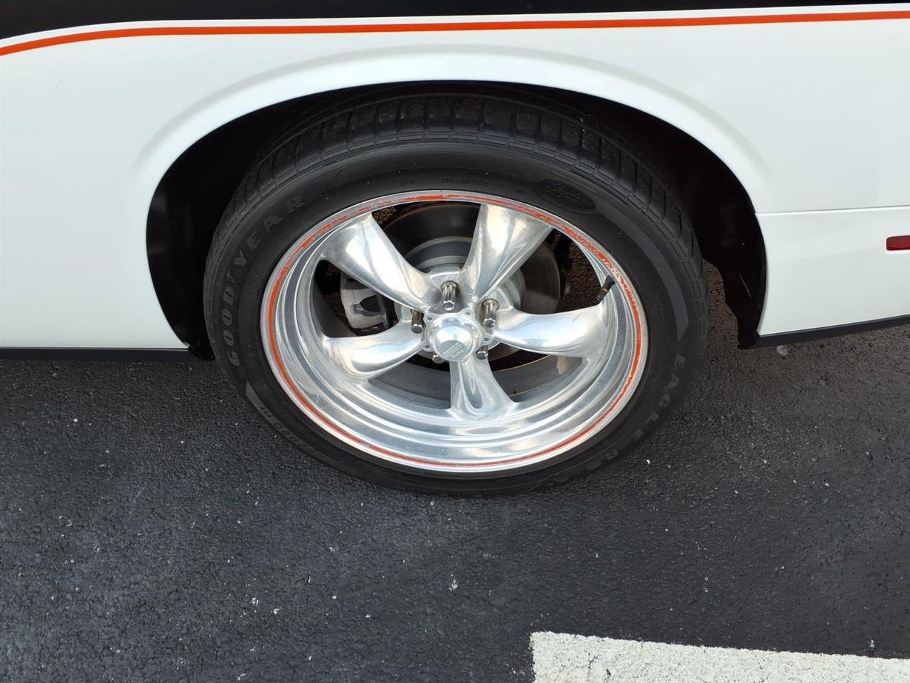 Used 2020 Dodge Challenger R/T image 4