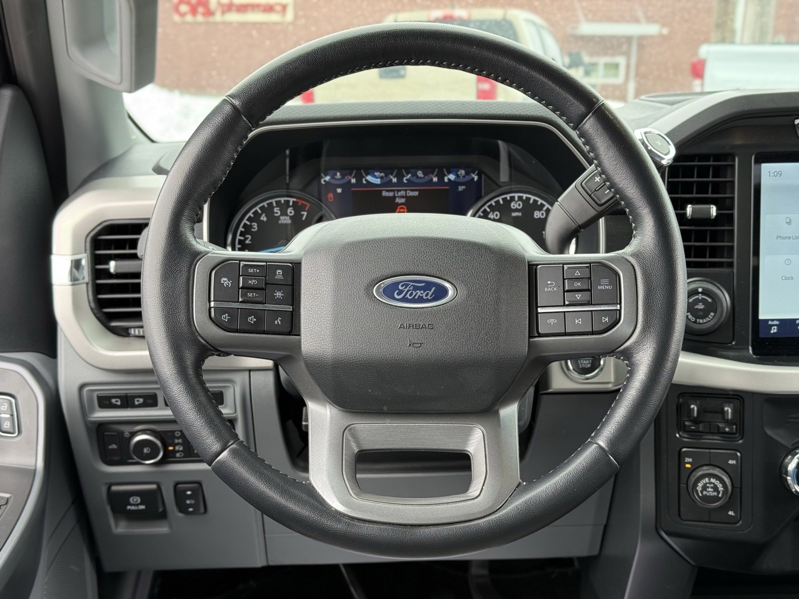 Used 2021 Ford F150 XLT w/ Equipment Group 302A High image 18