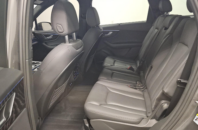 Used 2022 Audi Q7 3.0T Premium Plus AWD/4WD image 8