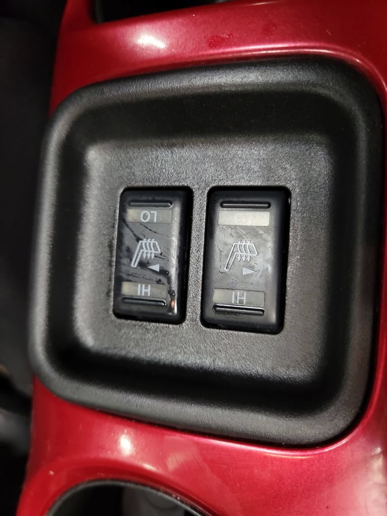 Used 2015 Nissan Juke SL AWD/4WD image 18