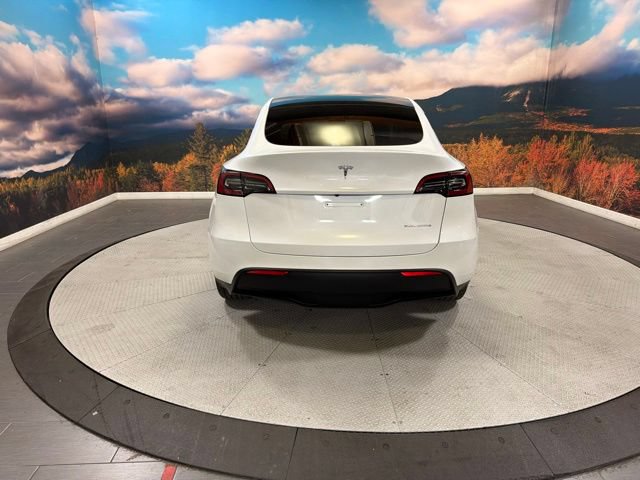 Used 2023 Tesla Model Y Long Range AWD/4WD image 7