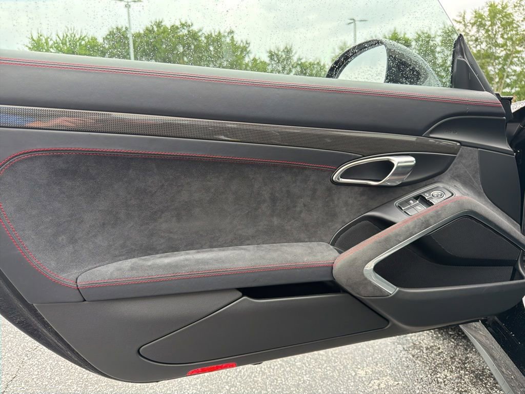 Used 2015 Porsche 911 Carrera GTS RWD image 12