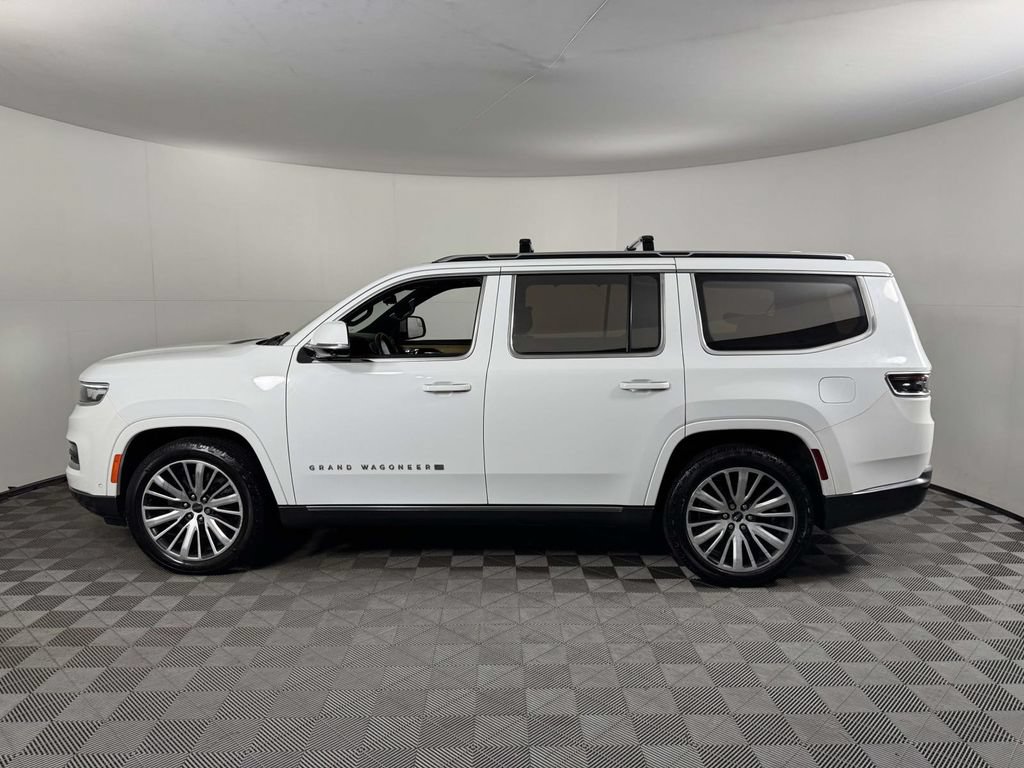 Used 2022 Jeep Grand Wagoneer Series III AWD/4WD image 11
