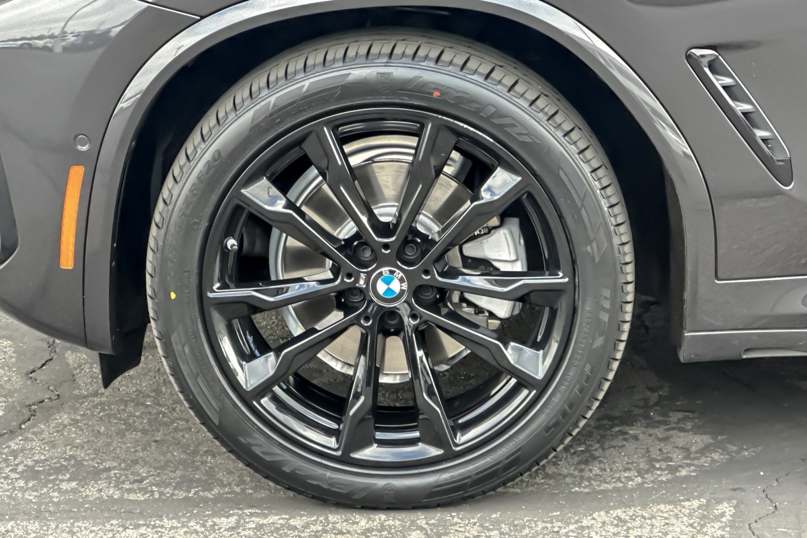 Used 2024 BMW X3 sDrive30i w/ M Sport Package image 26