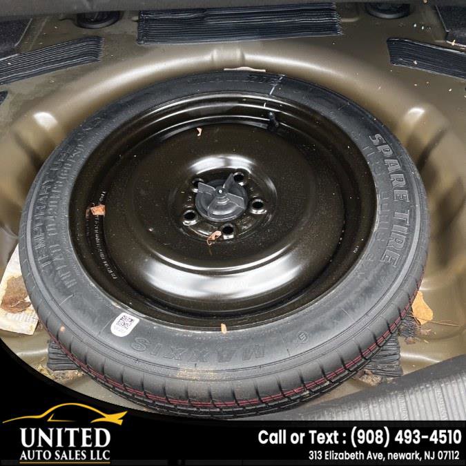 Used 2014 Ford Fusion S FWD image 8
