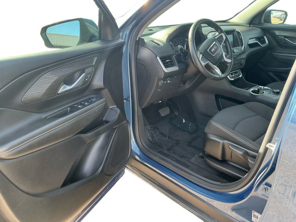 Used 2024 GMC Terrain SLE AWD/4WD image 23