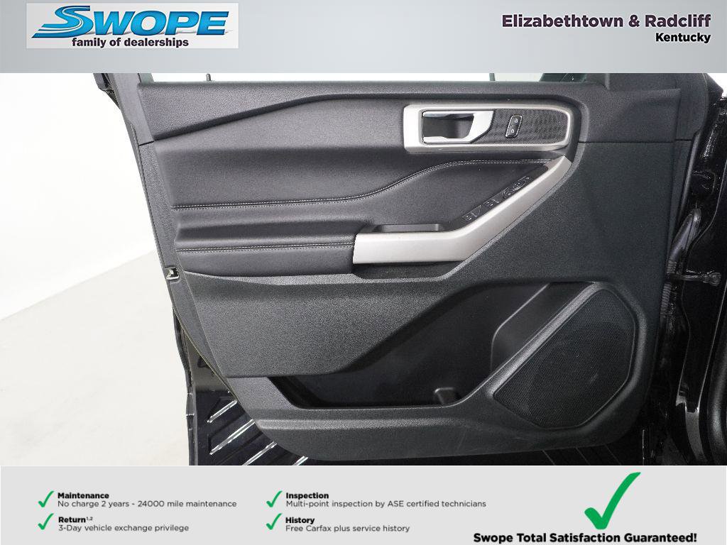 Used 2023 Ford Explorer XLT w/ Equipment Group 202A AWD/4WD image 14