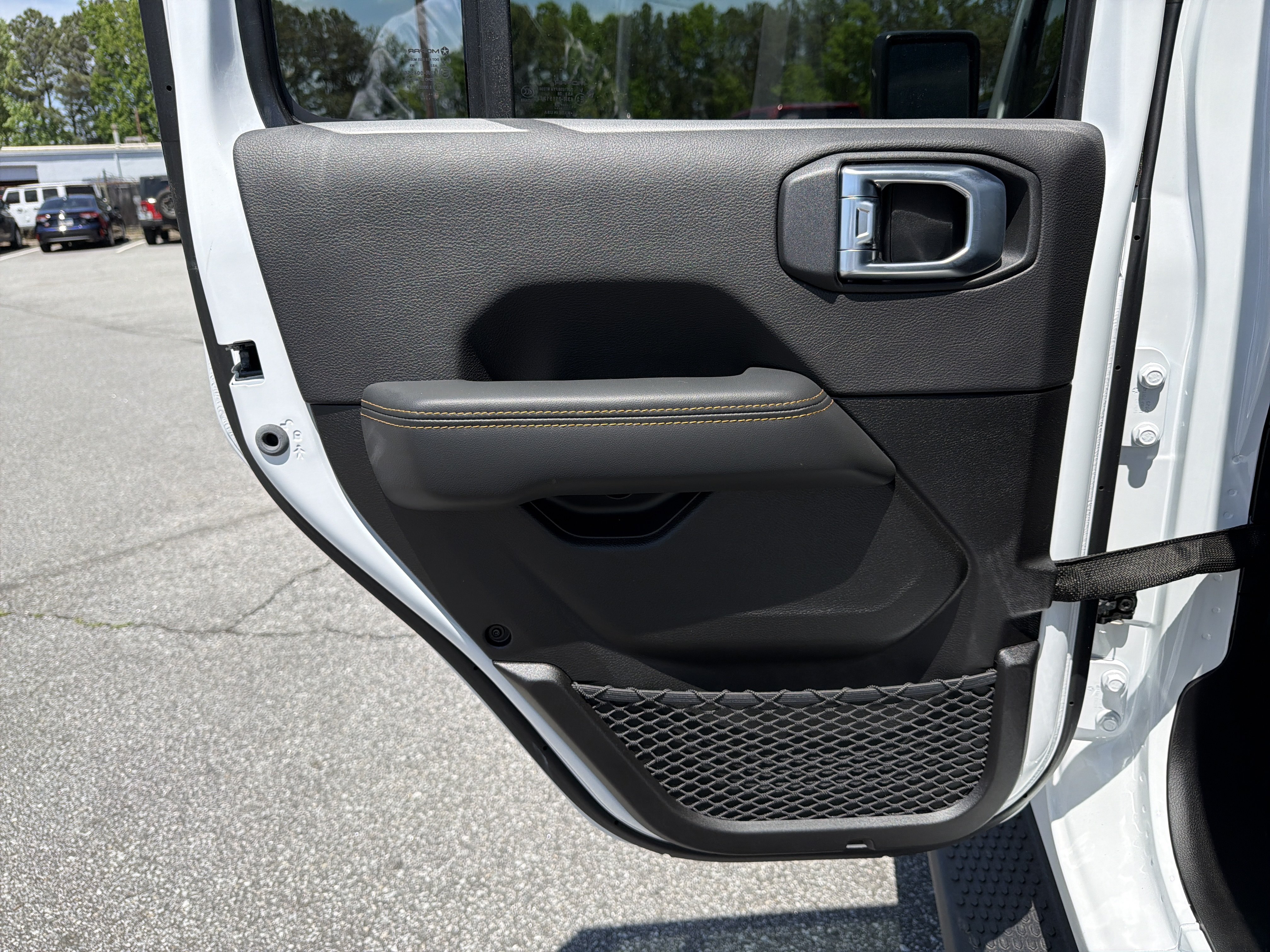 New 2026 Jeep Wrangler Unlimited Sahara AWD/4WD image 21