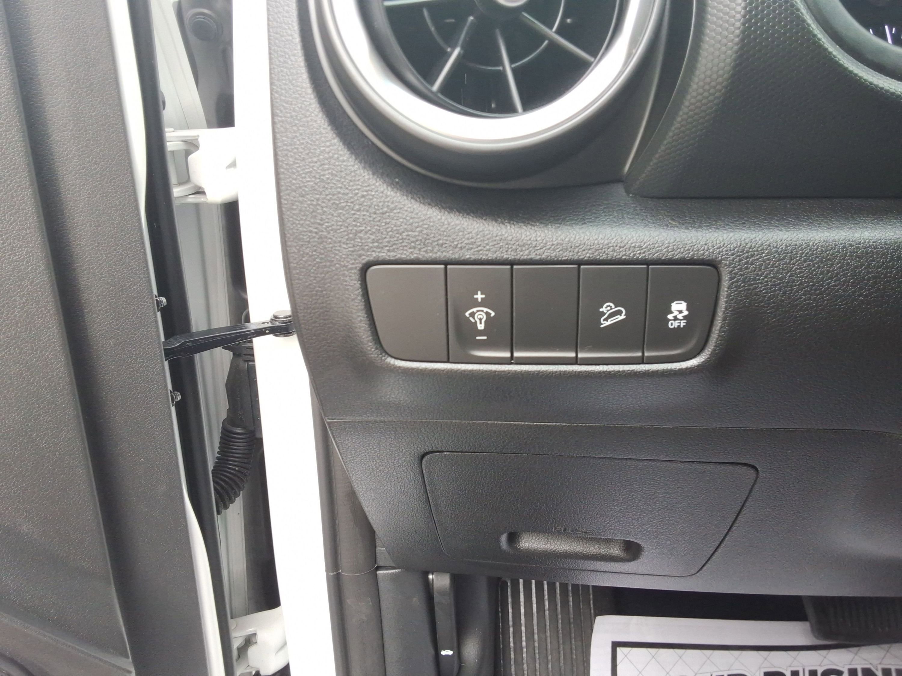 Used 2023 Hyundai Kona SEL w/ Convenience Package image 21