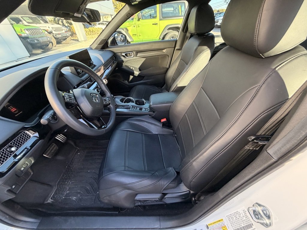 Used 2025 Honda Civic Sport image 8