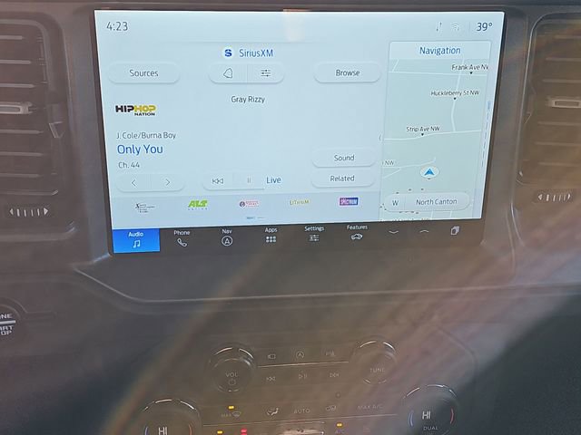 Used 2025 Ford Bronco Badlands image 14