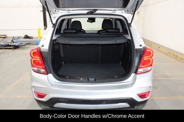 Used 2019 Chevrolet Trax LT w/ LT Convenience Package image 16