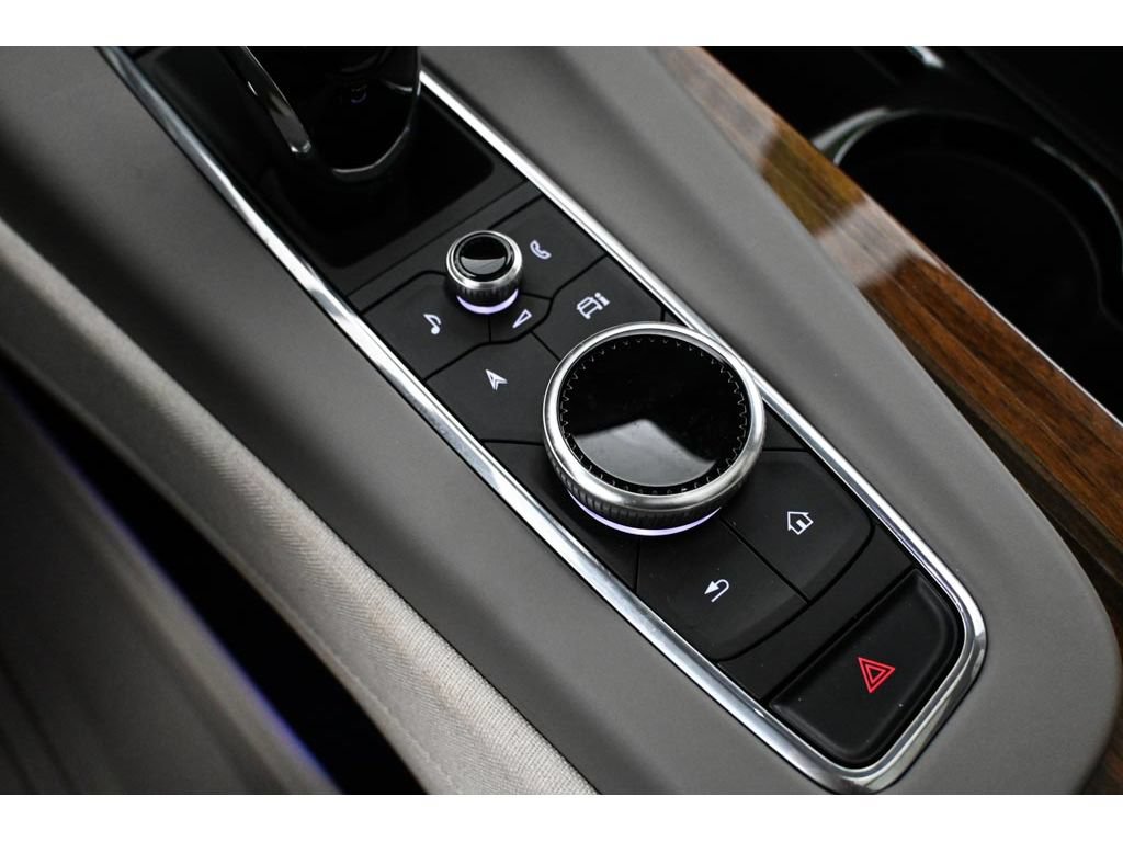 Used 2024 Cadillac Escalade Sport Platinum w/ LPO, ONYX Package AWD/4WD image 48