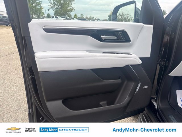 New 2027 Chevrolet Tahoe Premier w/ Sun And Tow Package AWD/4WD image 11