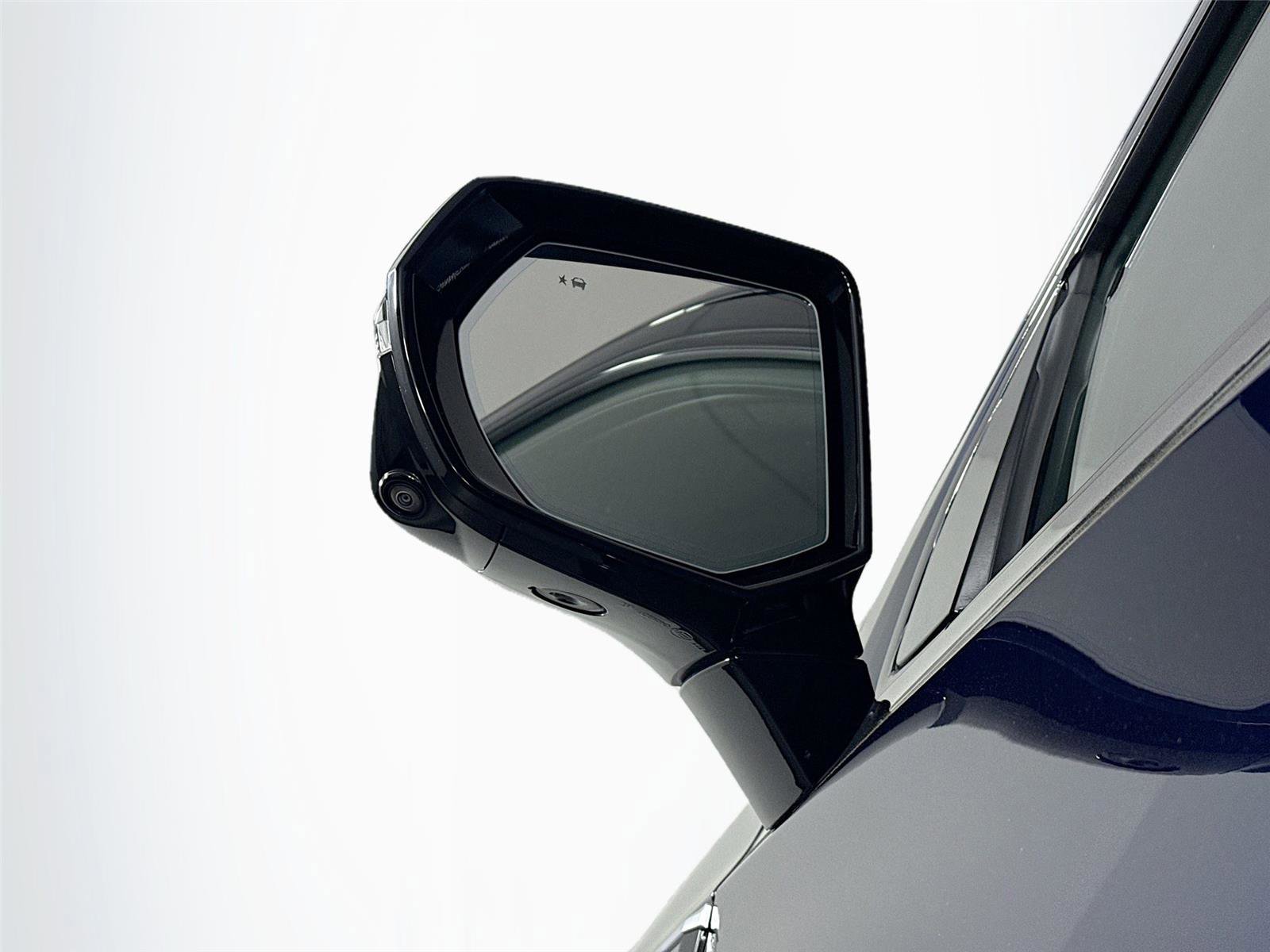 Used 2023 GMC Yukon Denali image 5