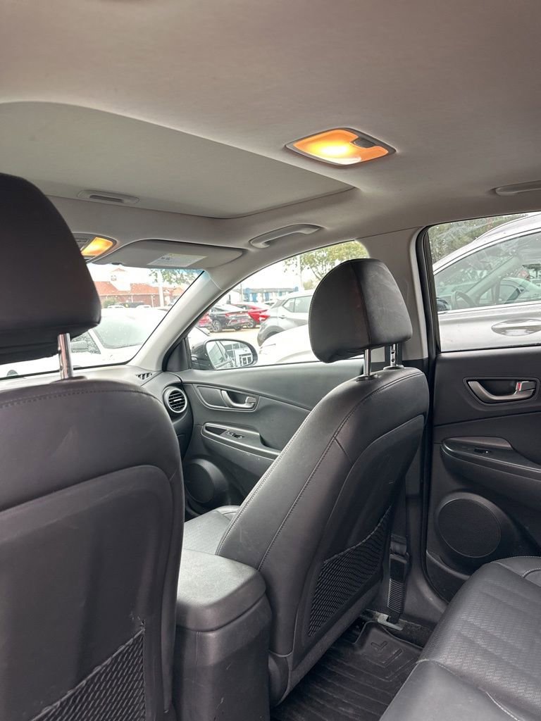 Used 2019 Hyundai Kona Limited image 8