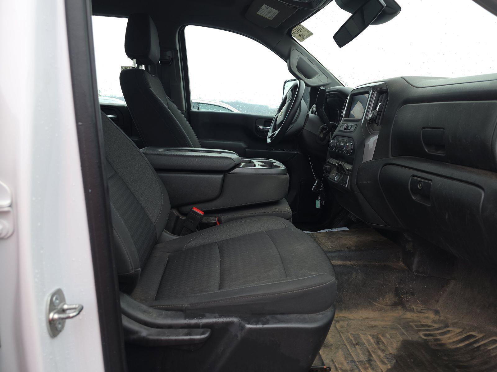 Used 2024 Chevrolet Silverado 2500 W/T w/ WT/CX Safety Package image 9