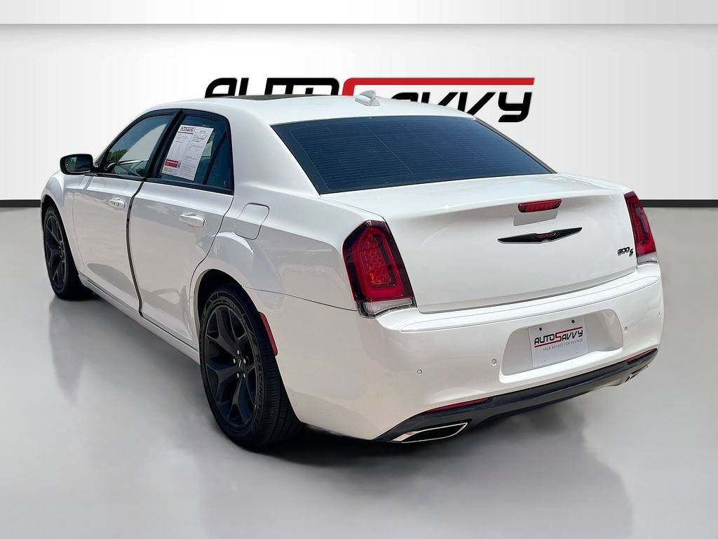 Used 2023 Chrysler 300 S RWD image 5