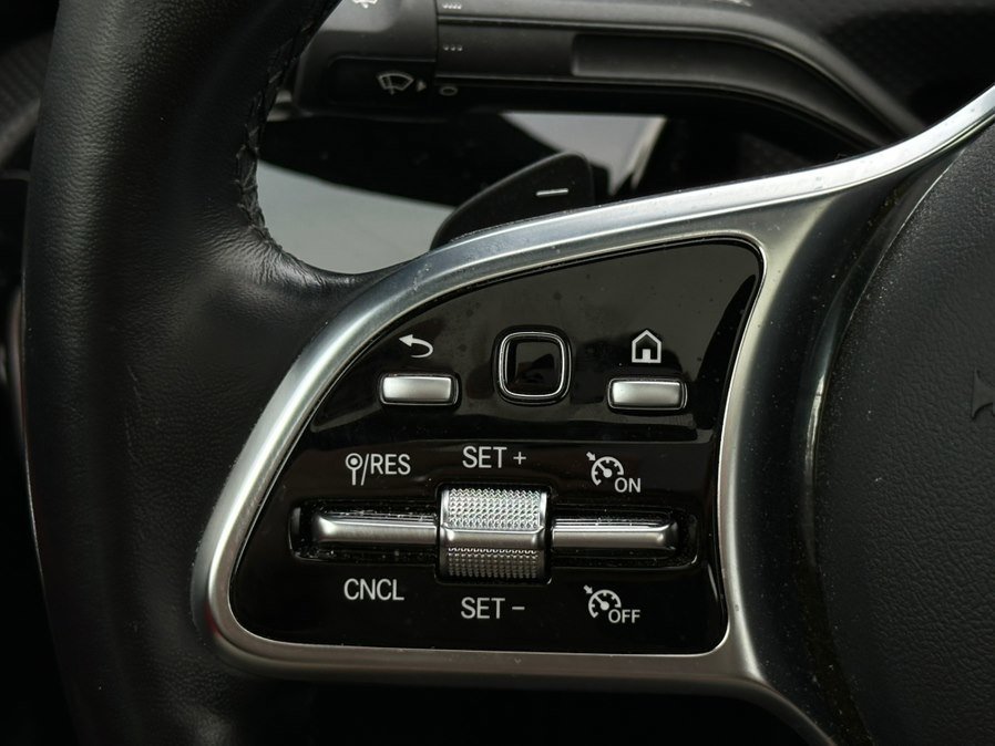 Used 2023 Mercedes-Benz CLA 250 4MATIC image 31