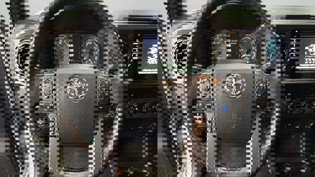 Used 2017 Toyota Tacoma TRD Sport w/ Tow Package image 37