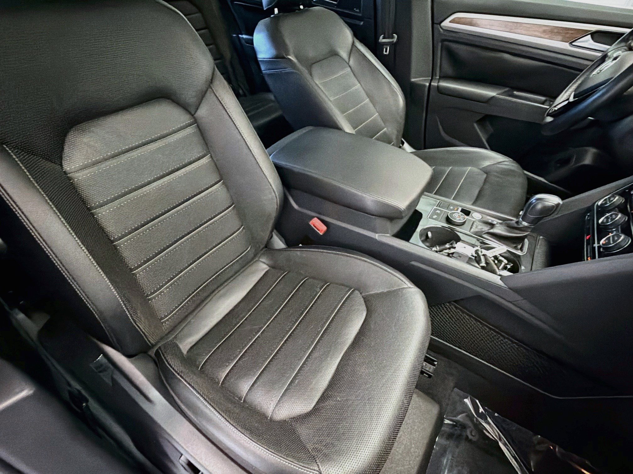 Used 2019 Volkswagen Atlas SEL Premium AWD/4WD image 14