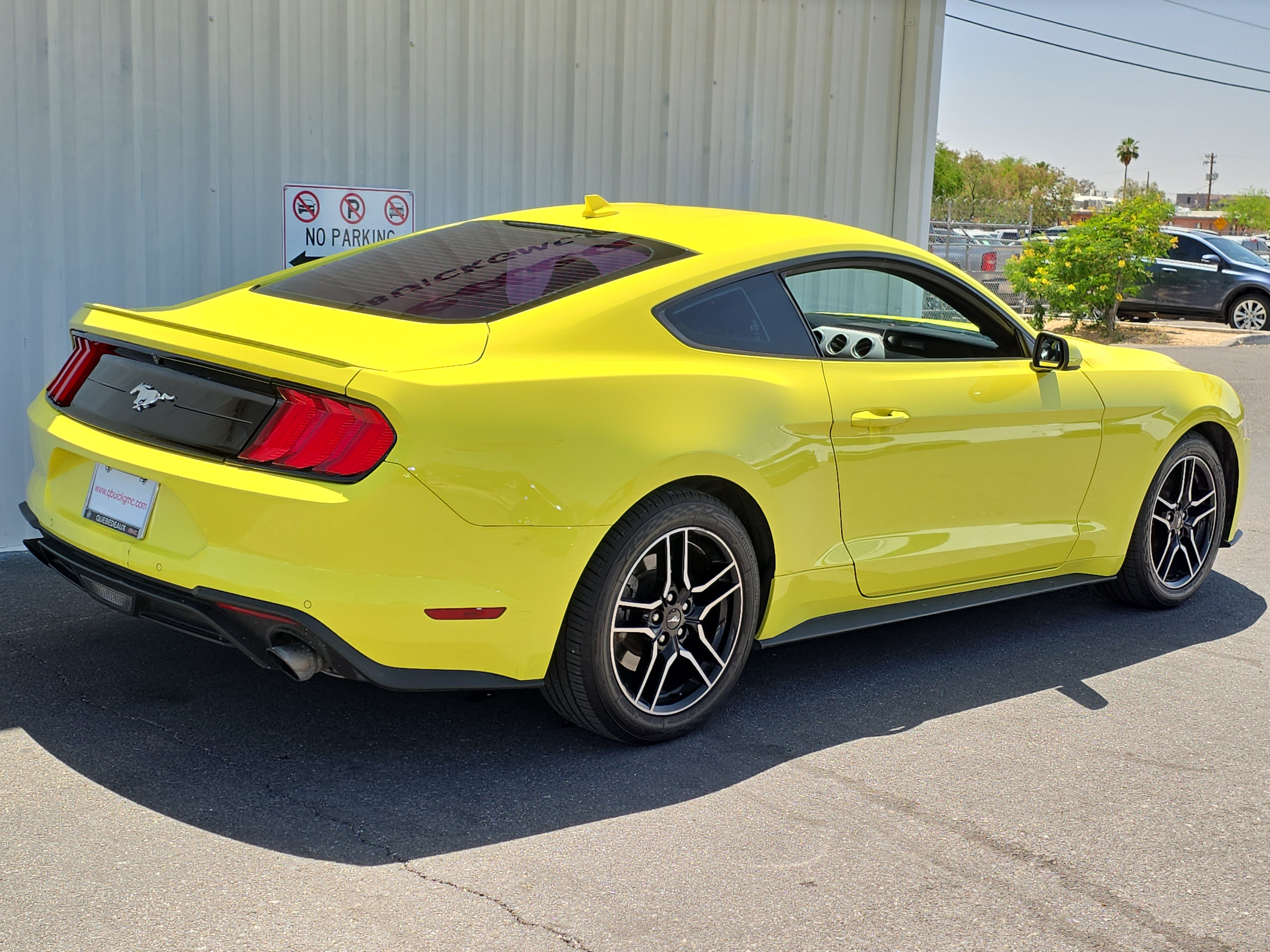 Used 2021 Ford Mustang Premium RWD image 7