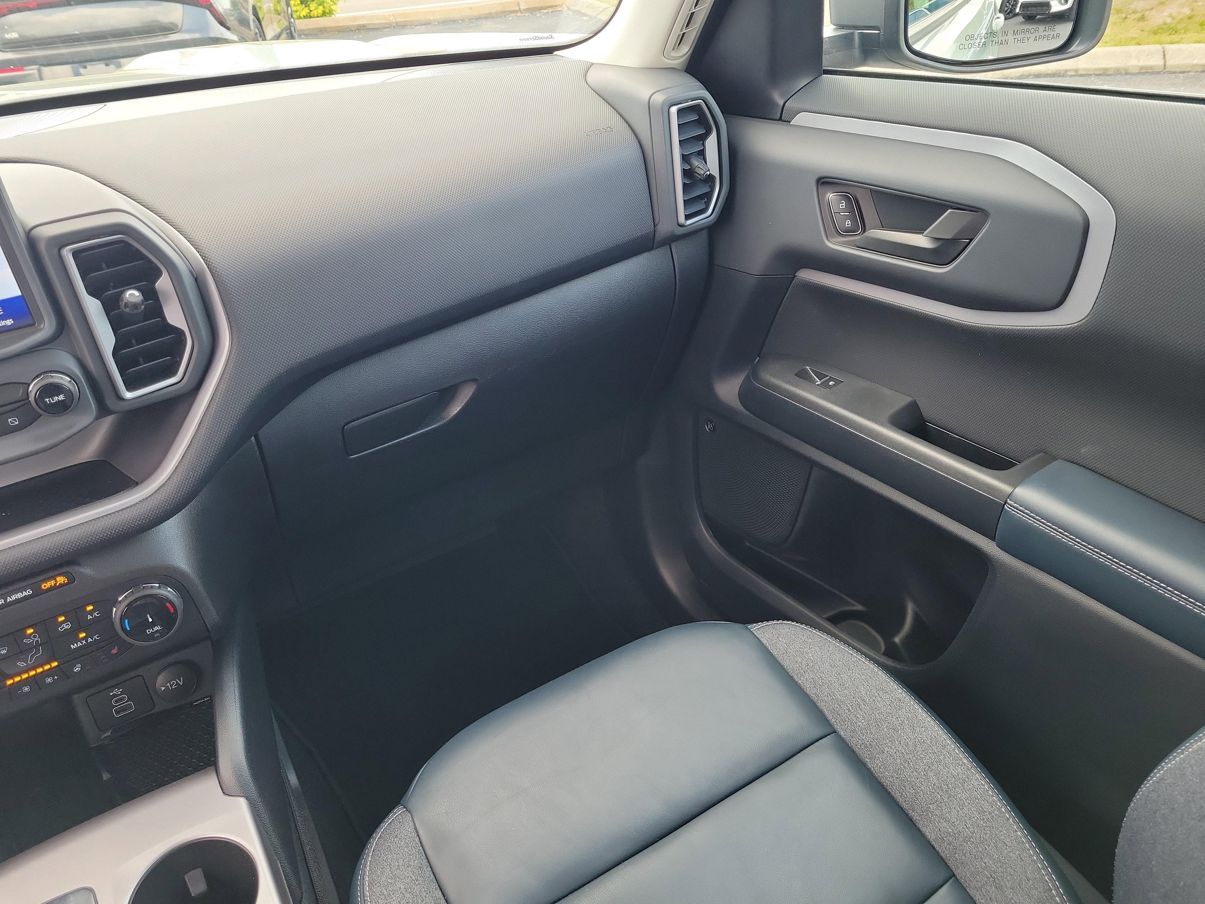 Used 2023 Ford Bronco Sport Outer Banks w/ Tech Package image 18