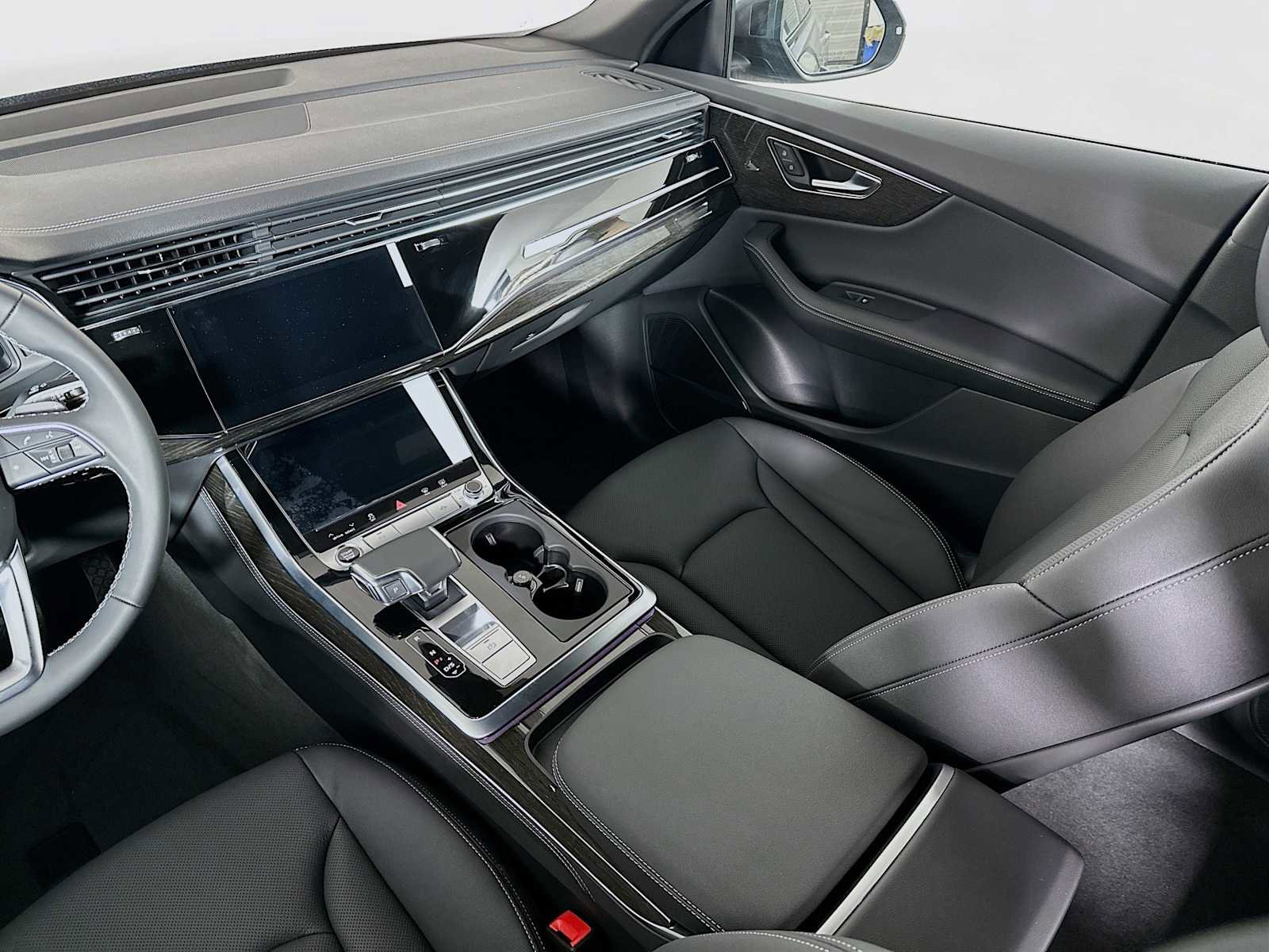 New 2026 Audi Q8 Premium Plus image 22