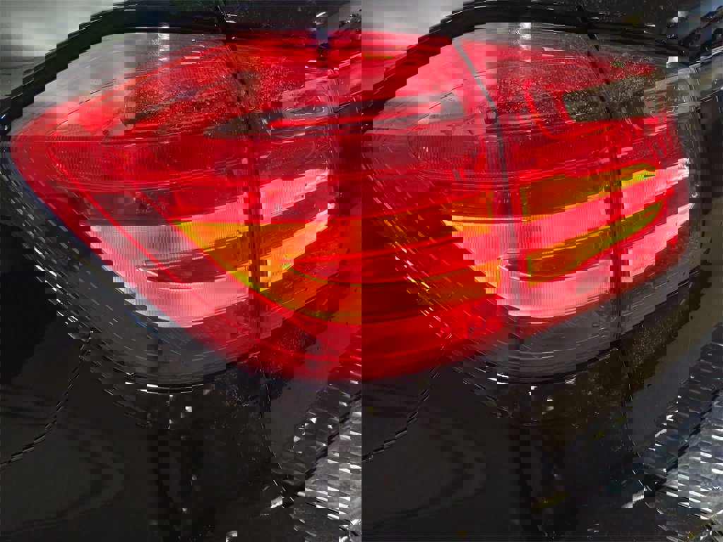 Used 2016 Mercedes-Benz GL 450 4MATIC image 37