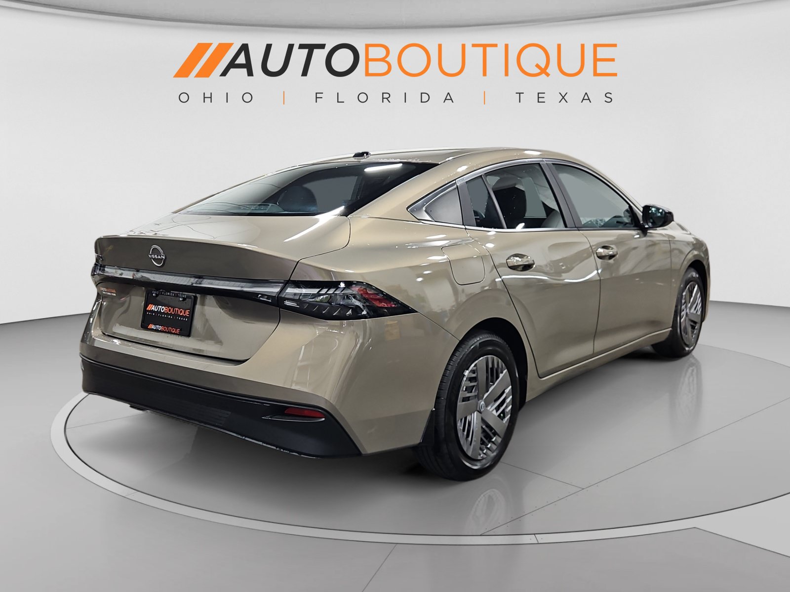 Used 2026 Nissan Sentra SV w/ Floor Mat Package FWD image 6