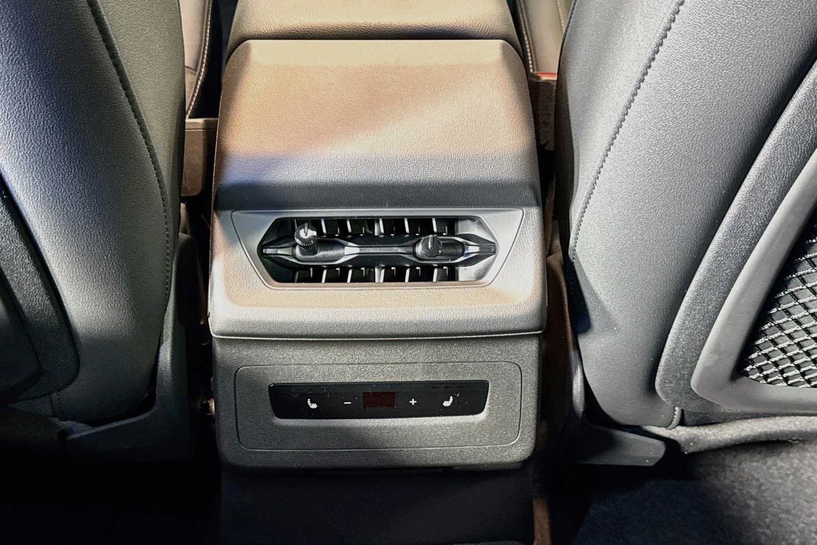 New 2027 Audi Q6 e-tron Premium Plus AWD/4WD image 22