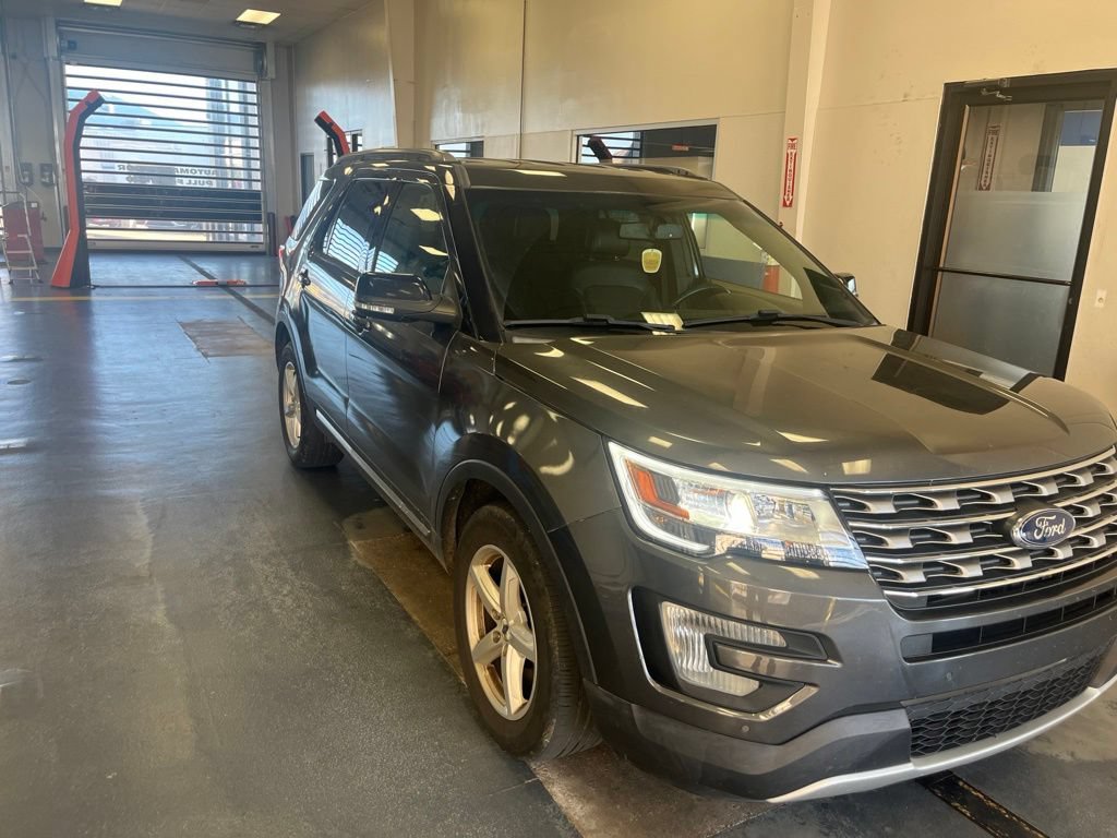 Used 2016 Ford Explorer XLT w/ Equipment Group 202A