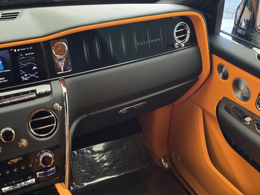 New 2026 Rolls-Royce Cullinan image 38