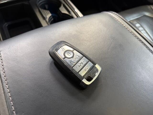 Used 2017 Ford F250 Platinum w/ Platinum Ultimate Package AWD/4WD image 60