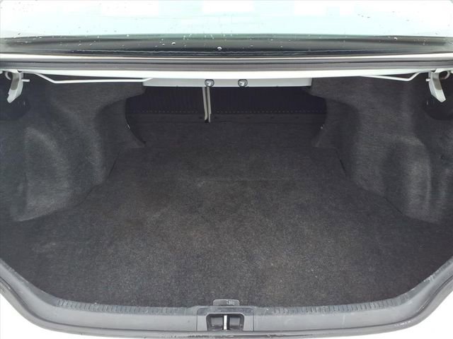 Used 2016 Toyota Camry LE FWD image 8