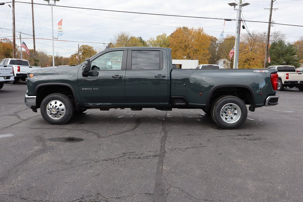 New 2026 Chevrolet Silverado 3500 LT image 25