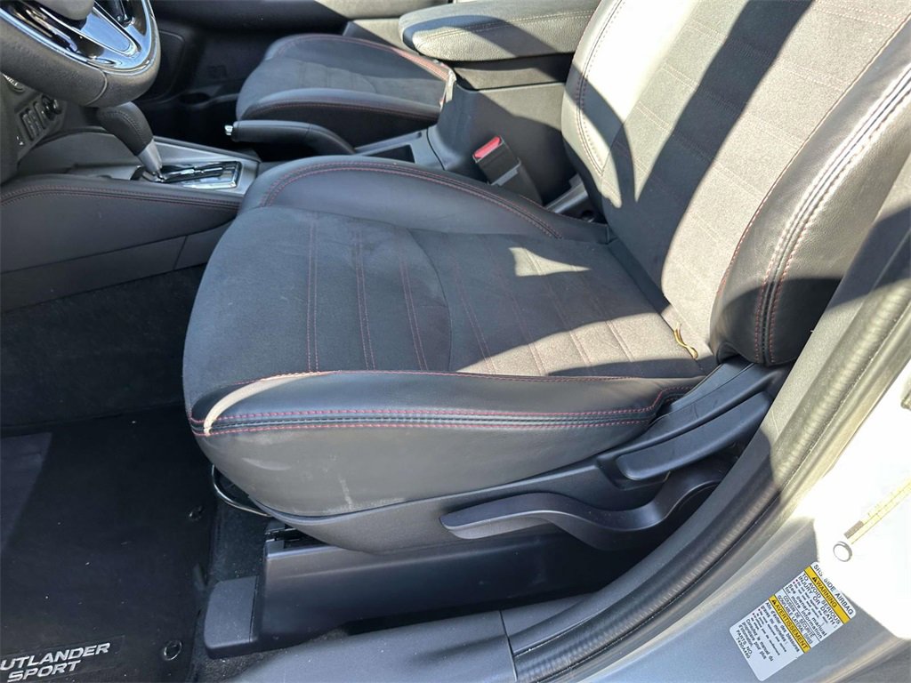 Used 2024 Mitsubishi Outlander Sport ES image 17