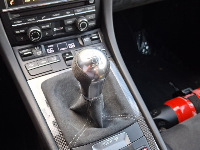 Used 2016 Porsche Cayman GT4 RWD image 18