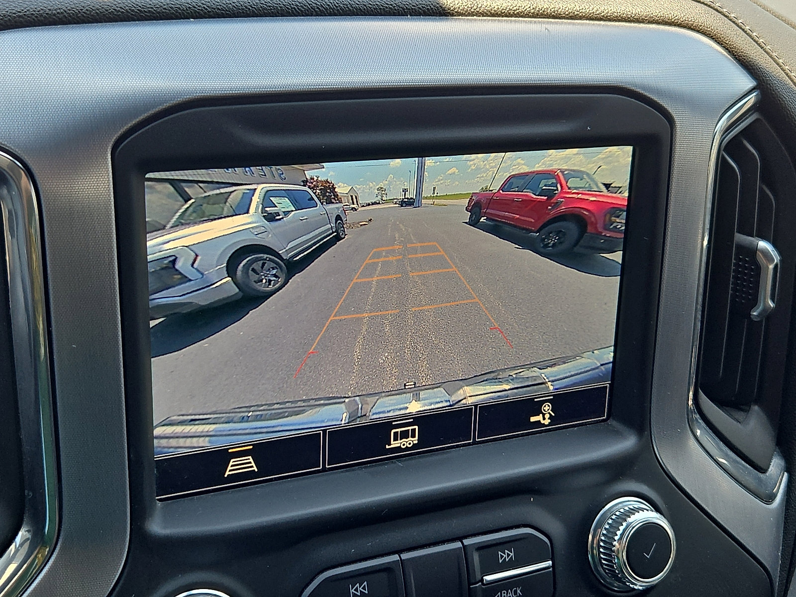 Used 2021 GMC Sierra 1500 Elevation w/ Preferred Package image 20