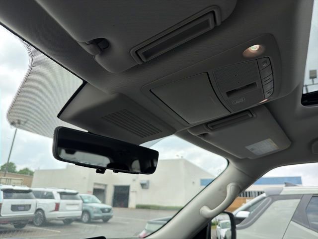 Used 2024 INFINITI QX80 Luxe RWD image 16