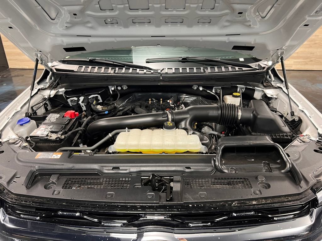 Used 2024 Ford Expedition Limited AWD/4WD image 19