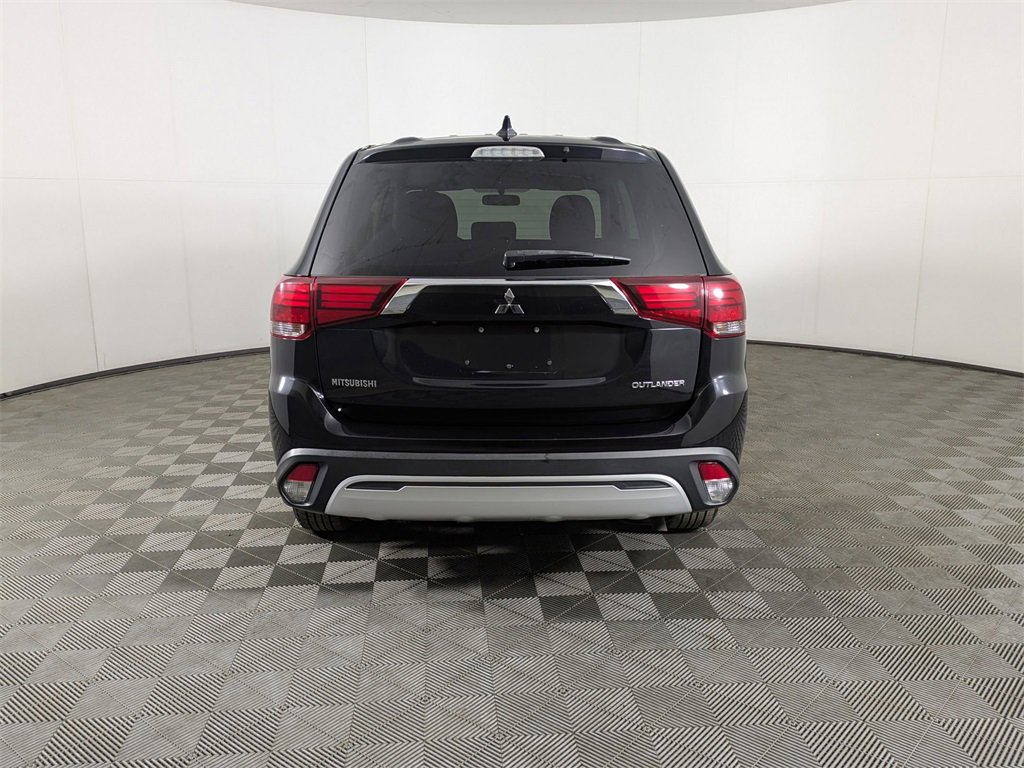 Used 2019 Mitsubishi Outlander ES image 4