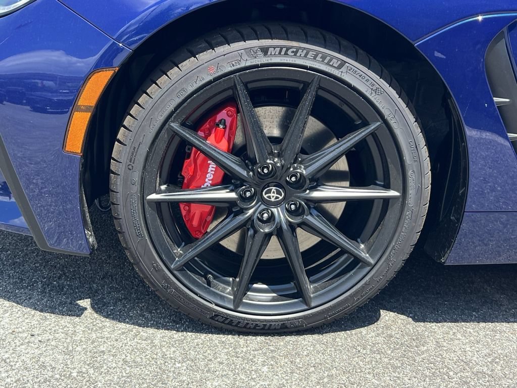 New 2026 Toyota GR86 Premium RWD image 5