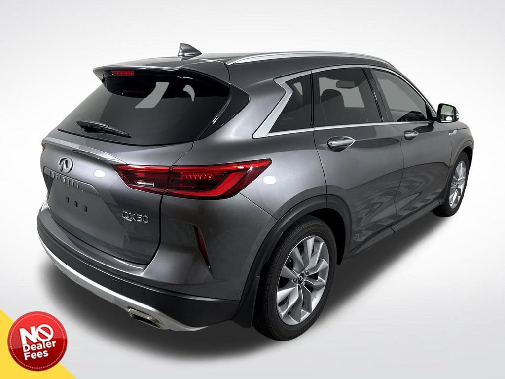 Used 2021 INFINITI QX50 Luxe FWD image 3