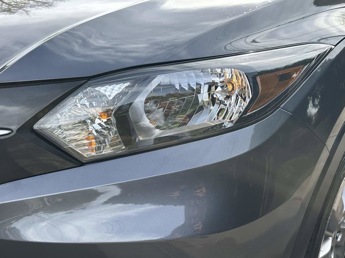 Used 2017 Honda HR-V LX image 46