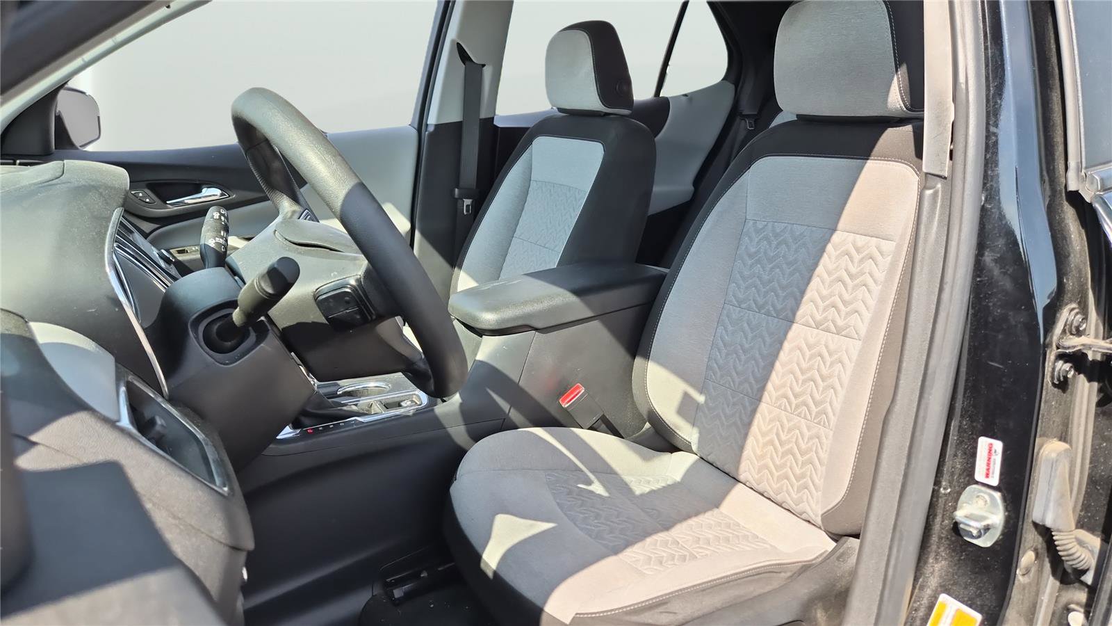 Used 2023 Chevrolet Equinox LS w/ LS Convenience Package FWD image 10