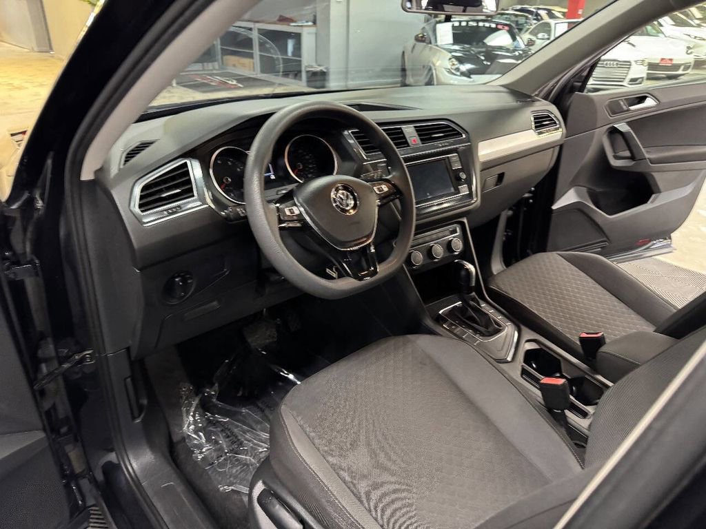 Used 2019 Volkswagen Tiguan S FWD image 36