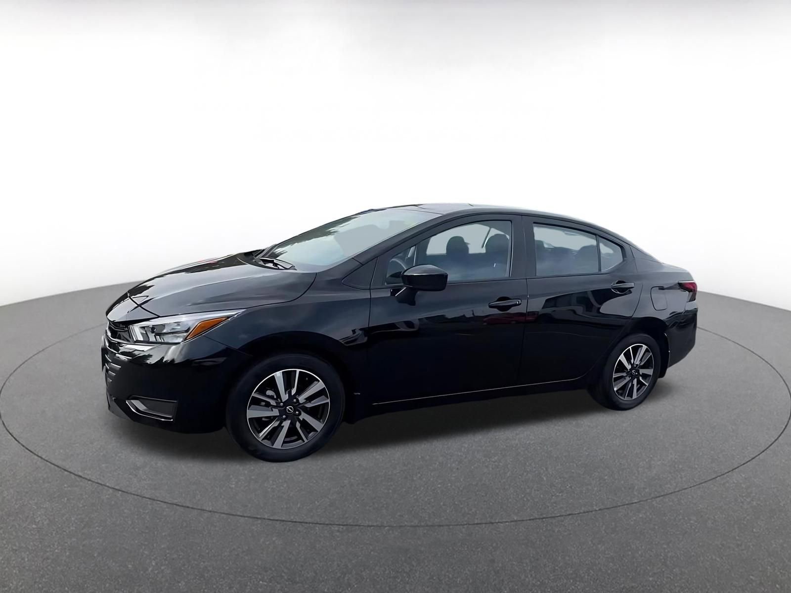 Used 2025 Nissan Versa SV w/ Trunk Package image 8