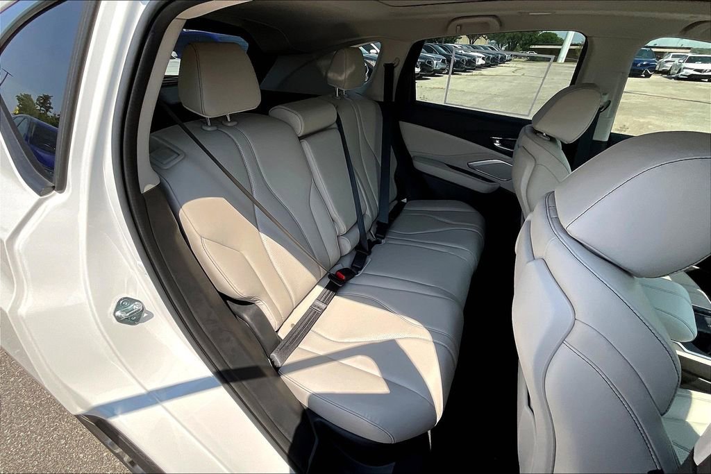Used 2025 Acura RDX w/ Technology Package image 15