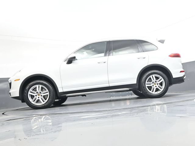 Used 2017 Porsche Cayenne Platinum Edition AWD/4WD image 34